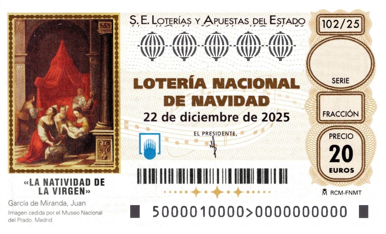 Un comprador de Lotería de Navidad señala un décimo