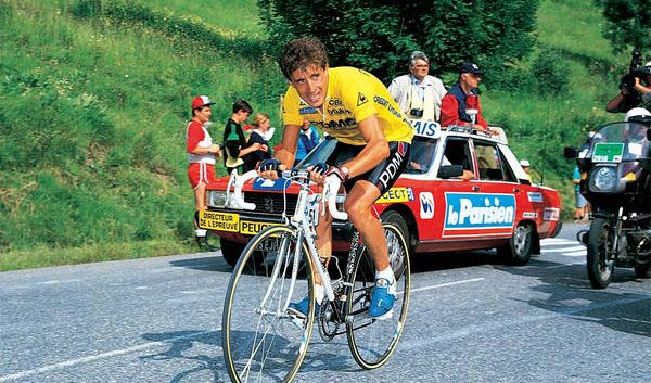 La Plagne: una épica batalla entre Roche y Delgado. Pedro Delgado camino de la cima de La Plagne.