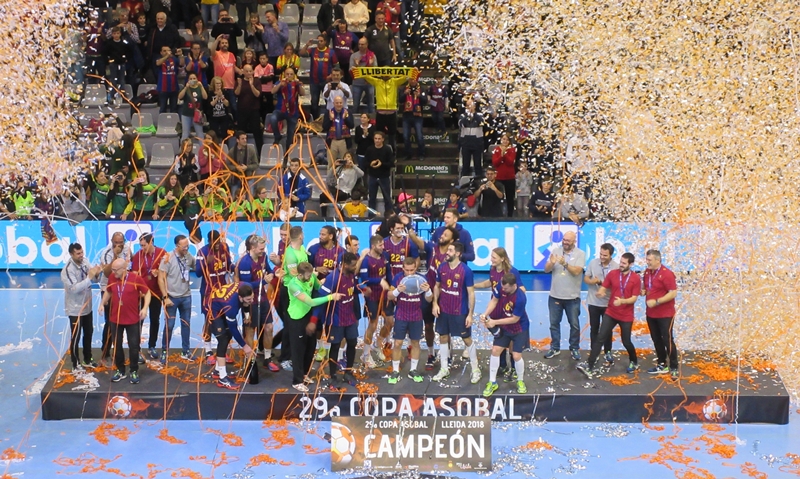 El F.C.Barcelona arrasa en la Final Copa ASOBAL ante un meritorio Bidasoa