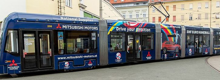 Un tranvía promociona el Europeo Masculino 2020 en la ciudad de Graz