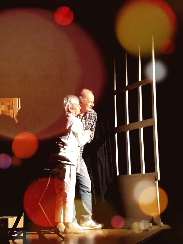La pareja dorada del estanque, con Milagros Morón y Luis Higueras | ‘En el estanque dorado’ llega a la EMT con el Ateneo de Pozuelo