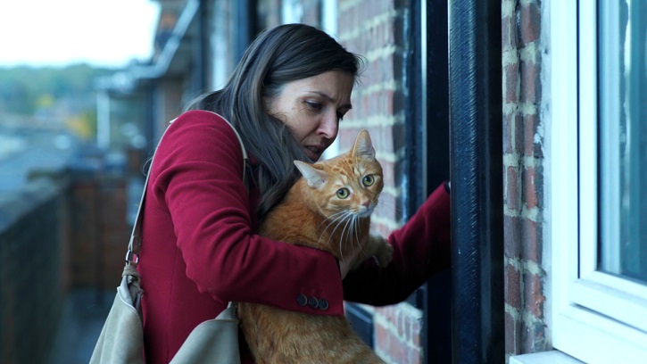 Fotograma del filme | Entrevista a Mileva y Kazakova (Pequeños milagros en Peckham St)