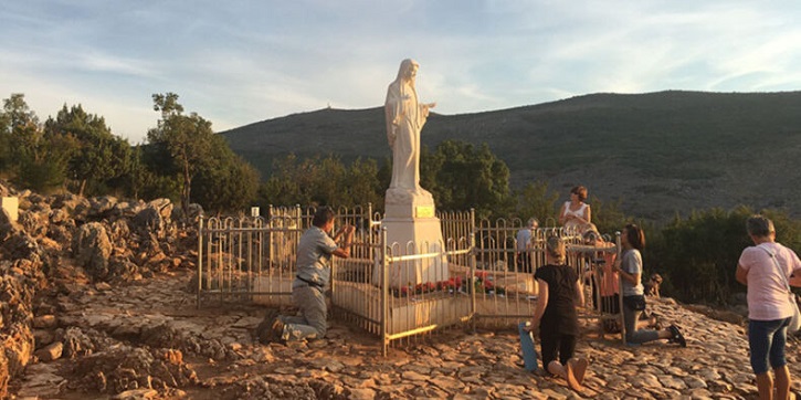 Fotograma del filme | ‘Medjugorje’ ya es el documental de cine religioso de los récords