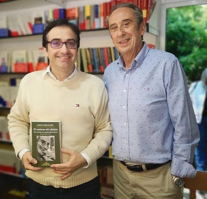 José Luis Panero y J. Benito Fernández el año pasado en la Feria del Libro de Madrid | 10 años sin Leopoldo María Panero: se alarga la orfandad del malditismo