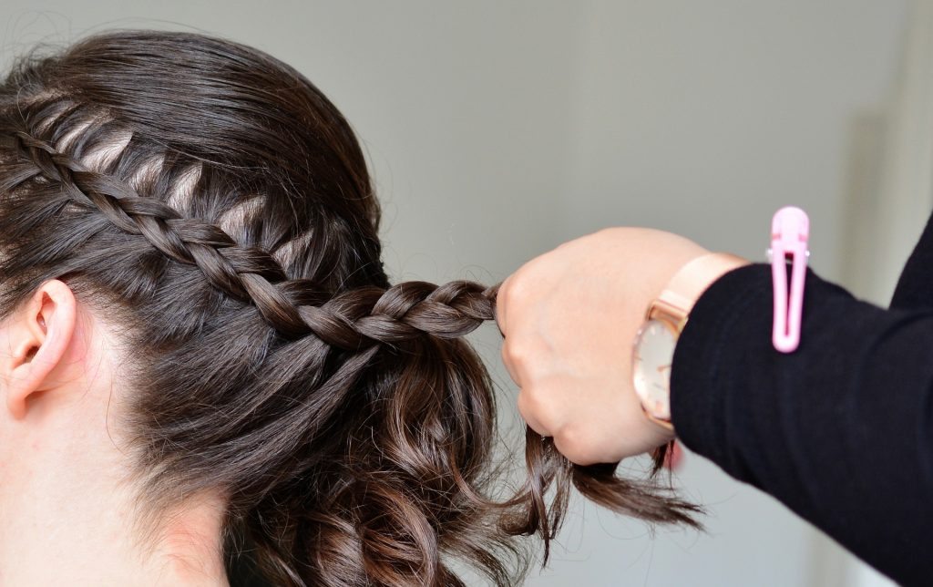 Peinados Hoy  trenzas para las salidas con amigas cine  Facebook