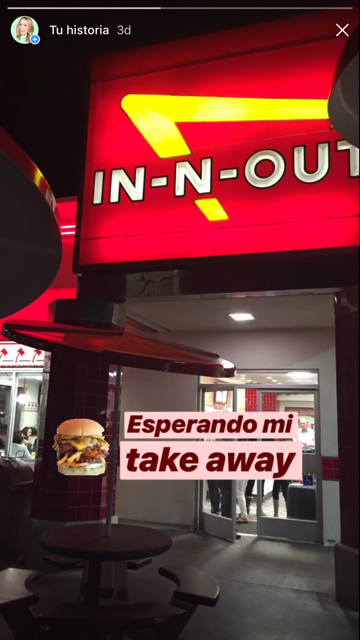 La clave es la sutileza. Si quieres dejar caer que estás en Los Ángeles, nada como colgar algo típico de ahí que no hay en España, como la mítica hamburguesería In&amp;Out.