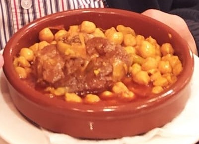 GARBANZOS CON CODILLO DE CERDO DE LA GALLEGA