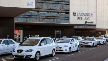 Una taxista de Zaragoza lleva a una señora mayor a ver las luces de Navidad y todos se quedan mirando: "No sabían"