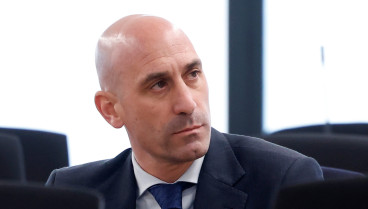 Luis Rubiales se moja sobre lo que pasará con la final del Mundial que celebra España y Marruecos: «Si ven una Federación débil, Marruecos echaría el resto. Están haciendo inversiones multimillonarias»