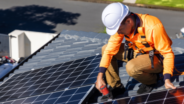 Sergio, sobre instalar placas solares en casa: «Yo no las recomiendo, me he ahorrado 250 euros en un año y la instalación cuesta más de 6.000 euros, tardo 15 años en amortizarlo»