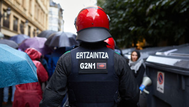 Suena una alarma en un chalé de Bilbao y cuando llega la Policía encuentra una escena surrealista: esto provocó la llamada