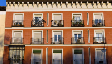 Hereda dos pisos en Madrid y así consigue ahorrar 18.000 euros al pagar el impuesto de Sucesiones: la justicia le ha dado la razón