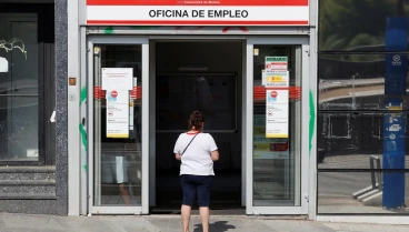 Lista completa de los 40 trabajos más amenazados por la inteligencia artificial y los 40 más seguros: hay muchas sorpresas