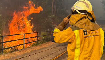 Alerta por riesgo extremo de incendios en España: qué es la 'regla del 30 - 30 - 30' que se está cumpliendo y favorece su propagación