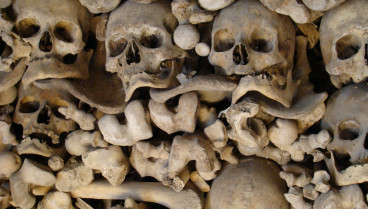La única localidad de España que empieza por la letra W está en Valladolid y tiene una iglesia hecha con cráneos humanos: más de 2.000 calaveras