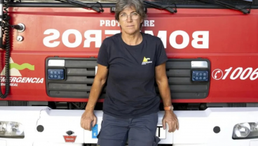 María Luisa Cabañero (59), primera bombera jubilada: «Solo tres superamos la oposición, las mujeres somos tan capaces como los hombres, me parece bien que sean las mismas pruebas»