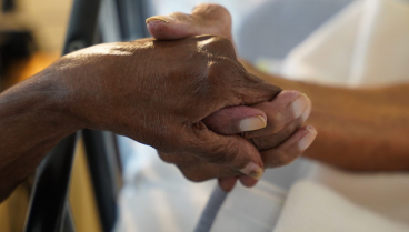 La pareja más longeva del mundo suma 216 años y llevan 83 casados, pero no siempre estuvieron juntos: «Cada minuto estaba preocupada por él»