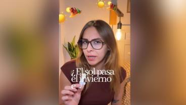 María, vecina de Almería: «Somos la provincia española y europea con más horas de sol al año»