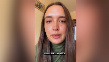 Dari (28): «Boomers me dicen que los jóvenes no tenemos casa por irnos a Tailandia»