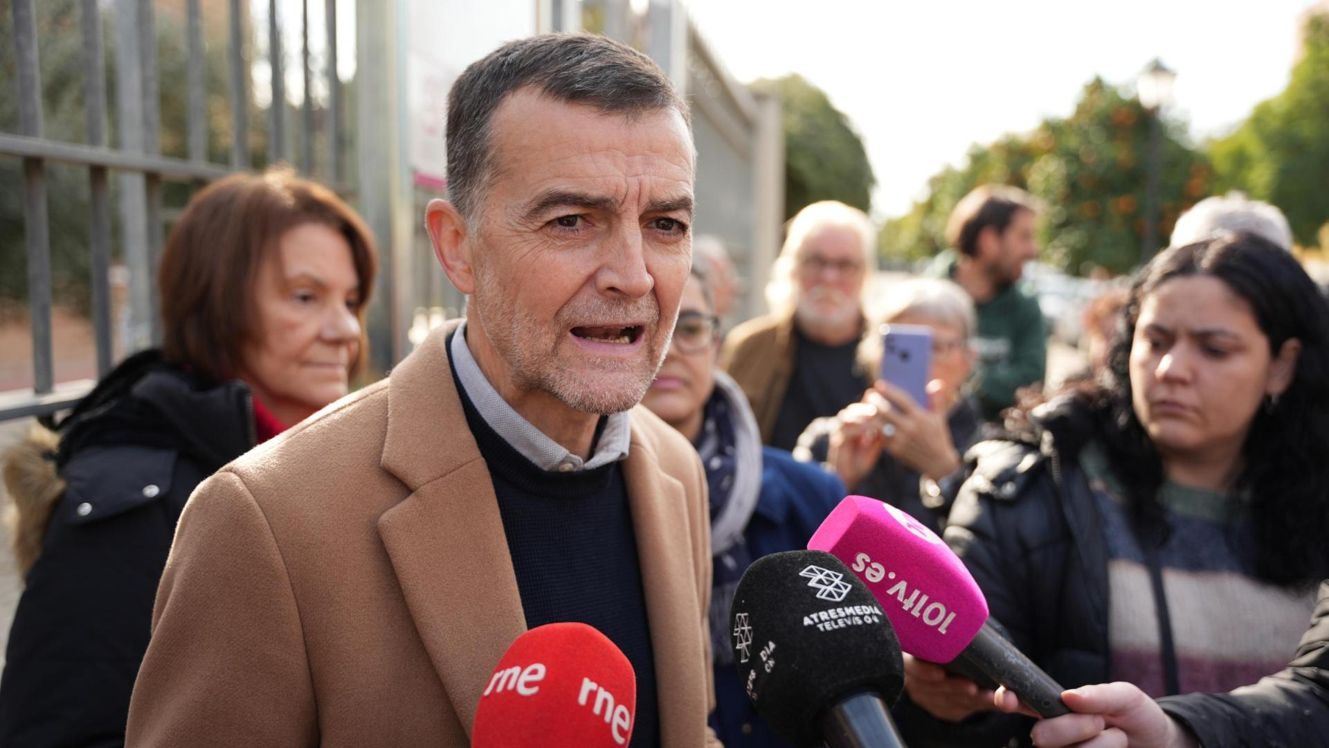 Antonio Maíllo propone conformar un nuevo bloque de izquierdas y pide primarias para sustituir a Yolanda Díaz