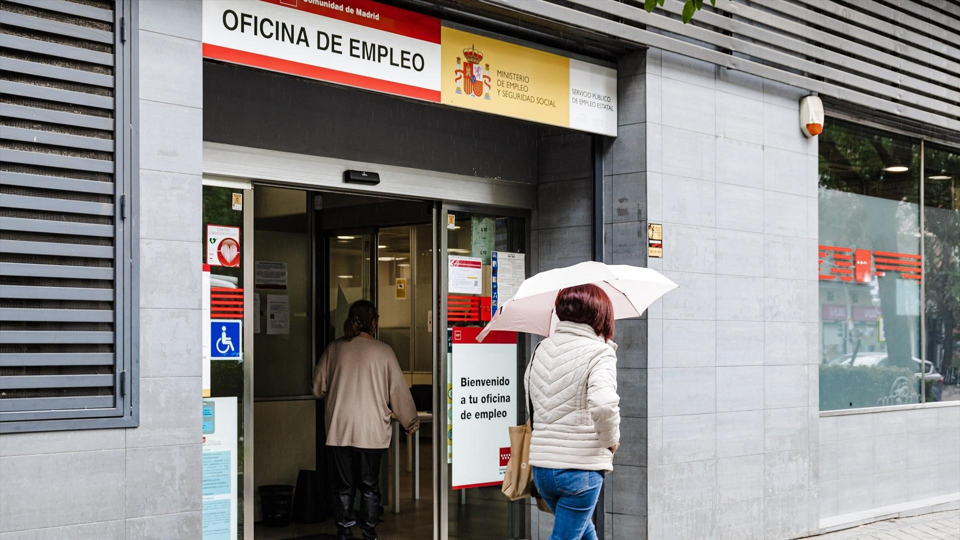2025 cierra con 500.000 nuevos afiliados y un total de 21,8 millones de ocupados, pero solo el 17% de los contratos fueron fijos a tiempo completo