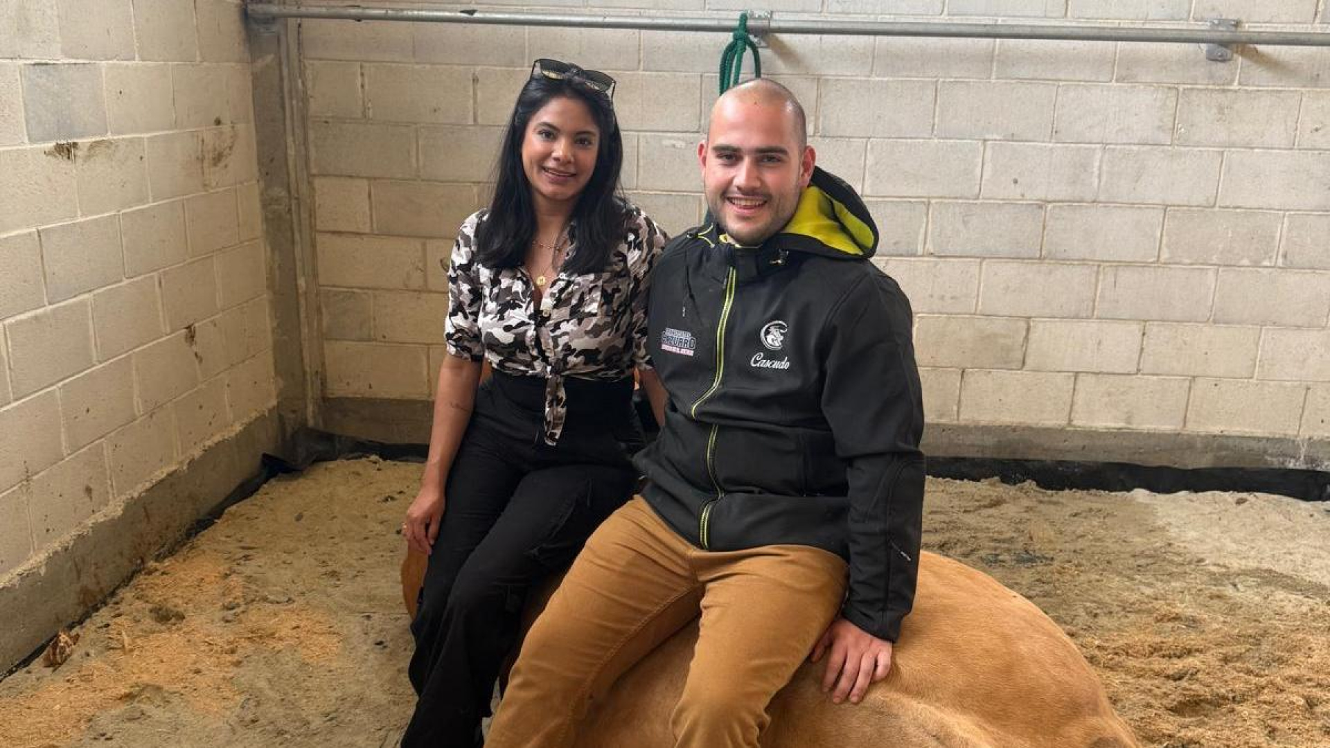 Yzma, mexicana en Lugo que estudia fotografía pero quiere ser ganadera: "Mis modelos son la vaquitas Rubia Gallega"