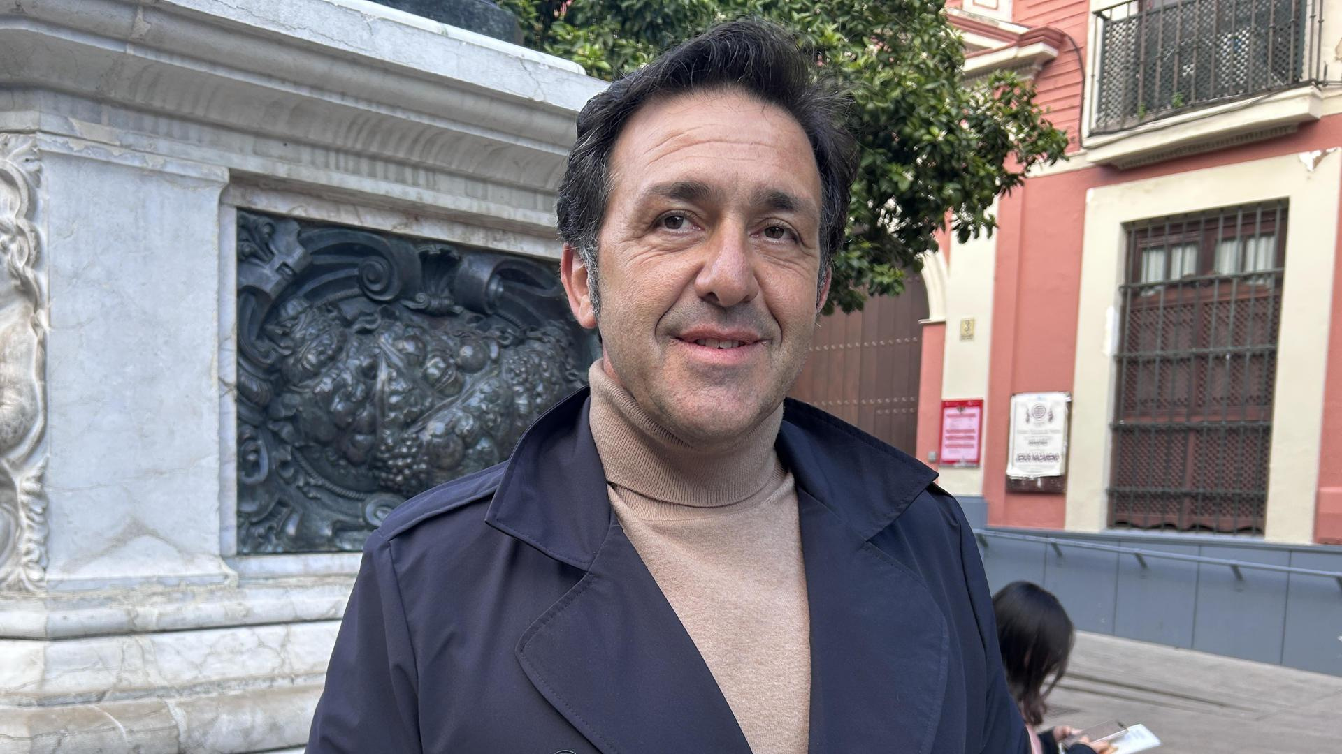 Manuel Cuevas, cantaor de saetas: "Yo creo que Dios me dio un don y, como creyente que soy, pues yo creo que Él me ayuda"