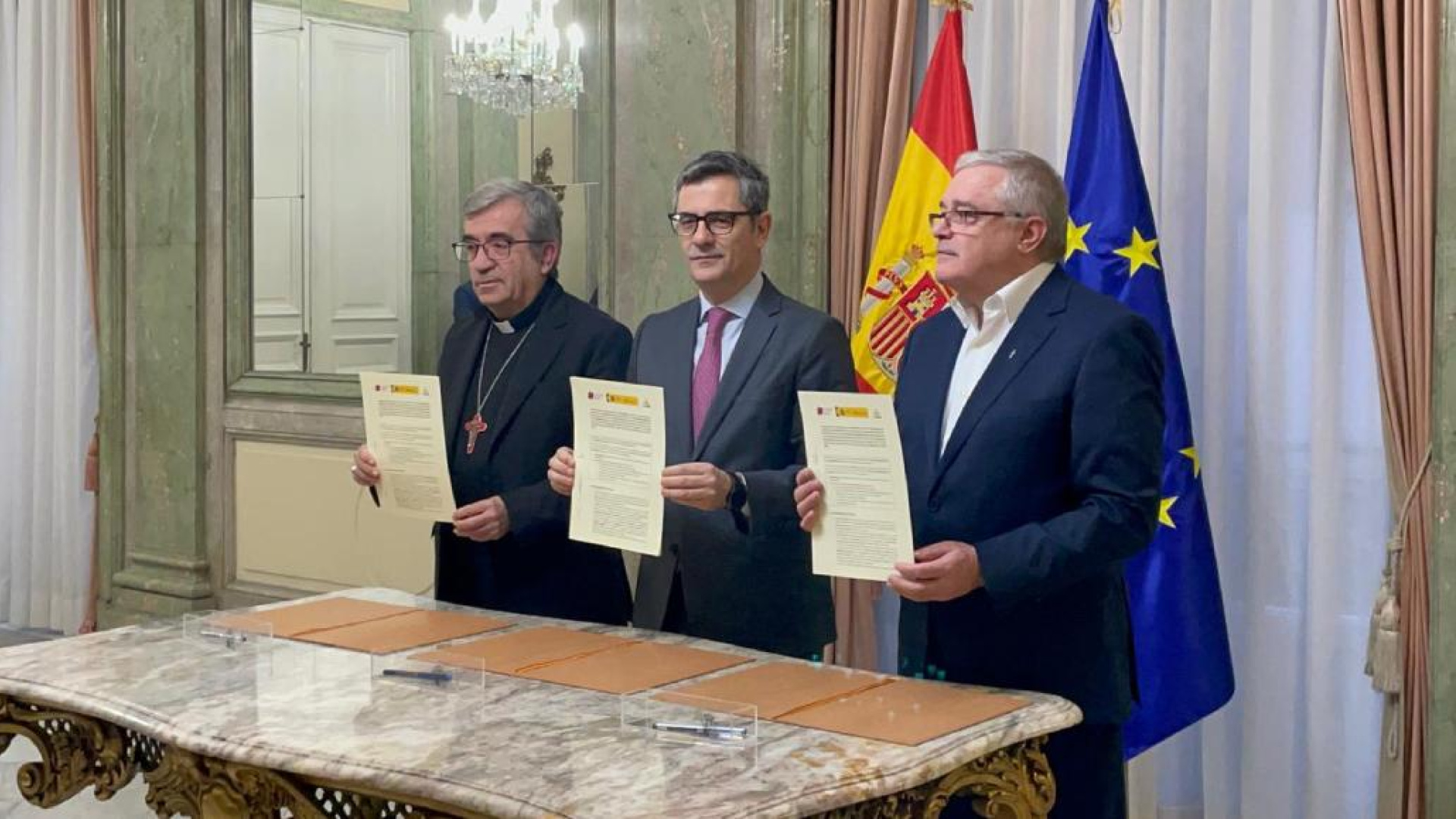 La Iglesia reafirma su voluntad de colaborar con el Defensor del Pueblo en la reparación a víctimas de abusos y señala la necesidad de evitar duplicidades