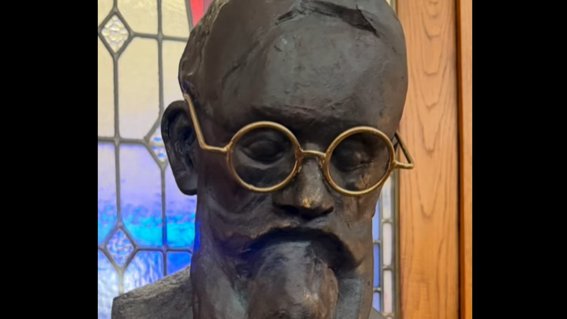 Valle-Inclán regresa al Casino de Santiago para quedarse permanentemente