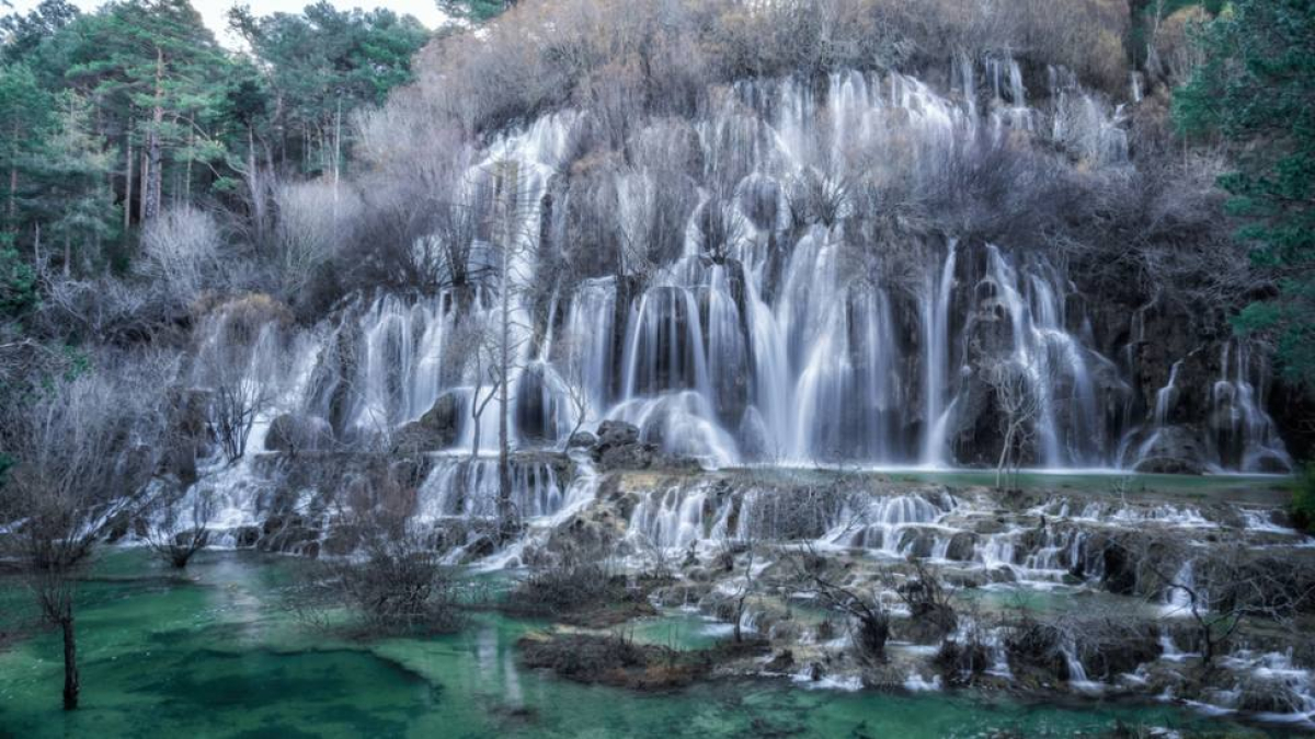 El nacimiento del río Cuervo, más espectacular que nunca tras las últimas  lluvias