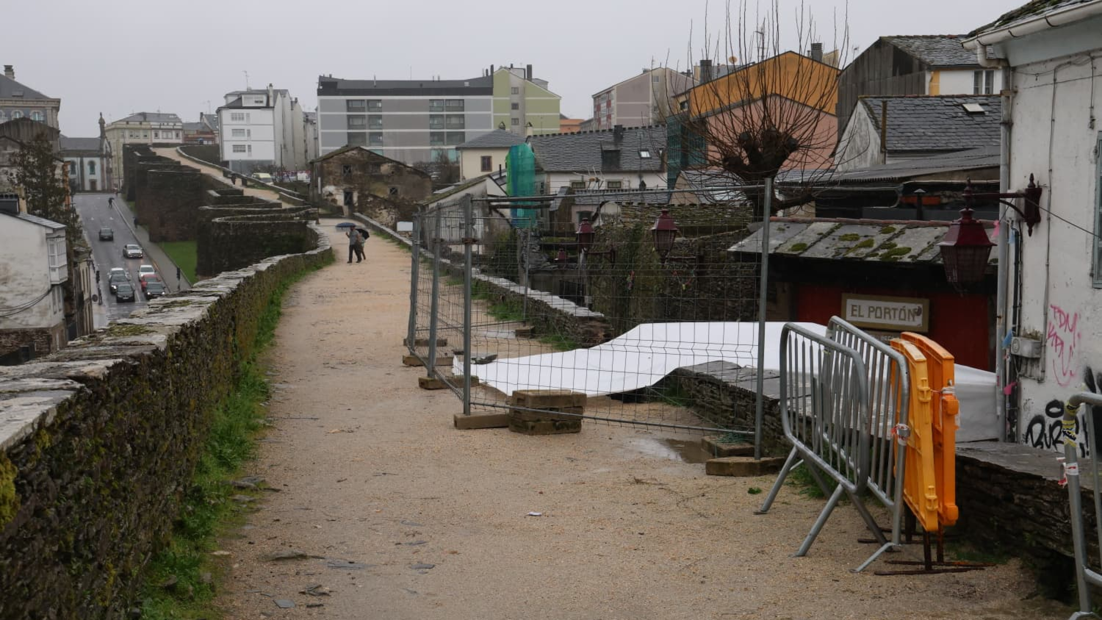 Restablecido el paso para peatones en la zona de la Muralla de Lugo afectada por el derrumbamiento