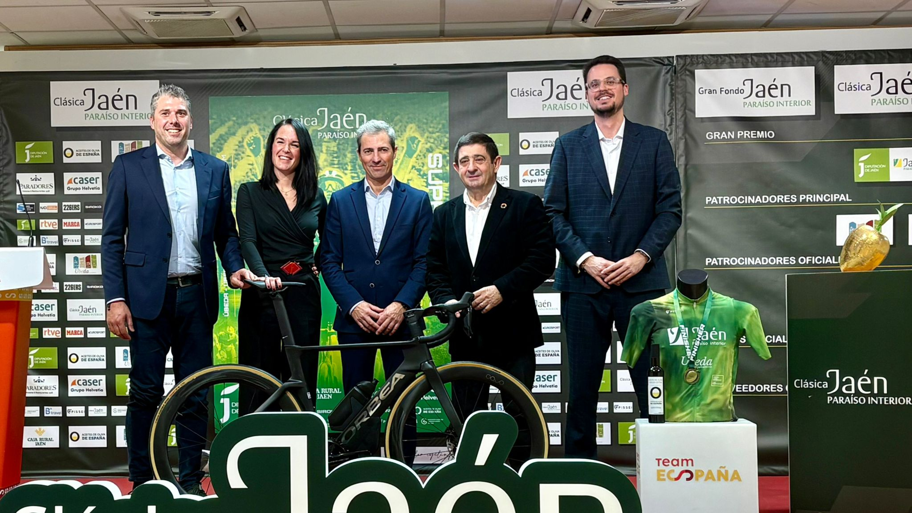 La Clásica Jaén Paraíso Interior 2026 se presenta en el CSD con Tom Pidcock como gran atractivo