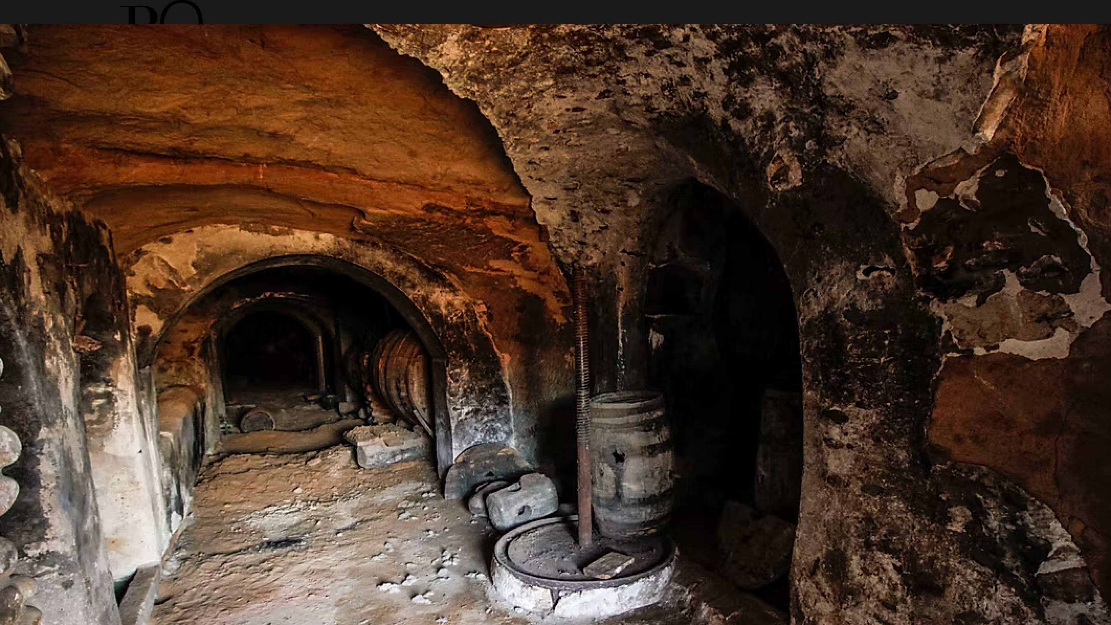 El alma de Rioja se derrumba: Los calados de los Barrios de Bodegas centenarios, en peligro de extinción