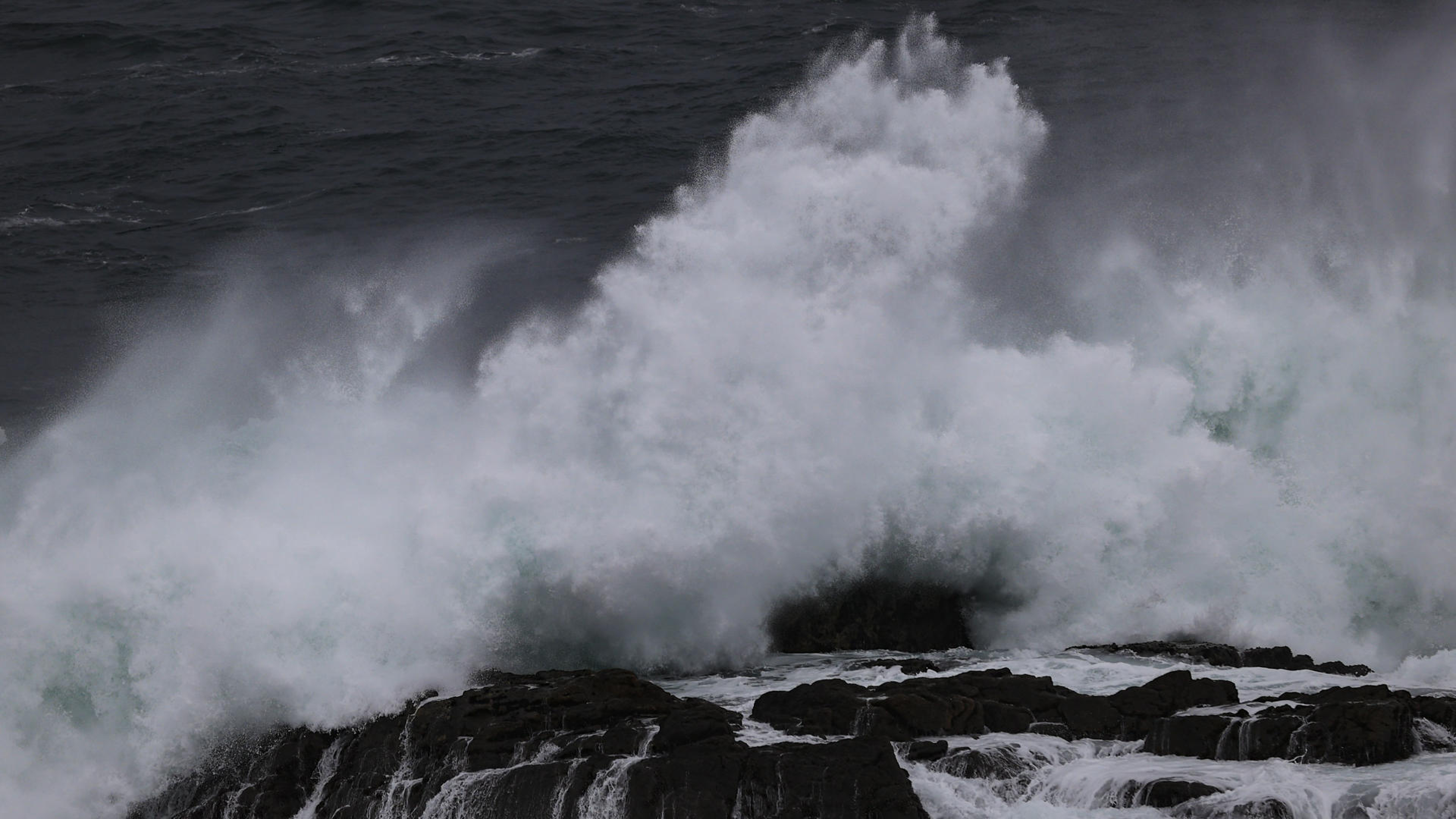 La borrasca Nils dejará aún más lluvia en España, con Galicia, País Vasco y Cantabria en alerta roja por riesgo extraordinario
