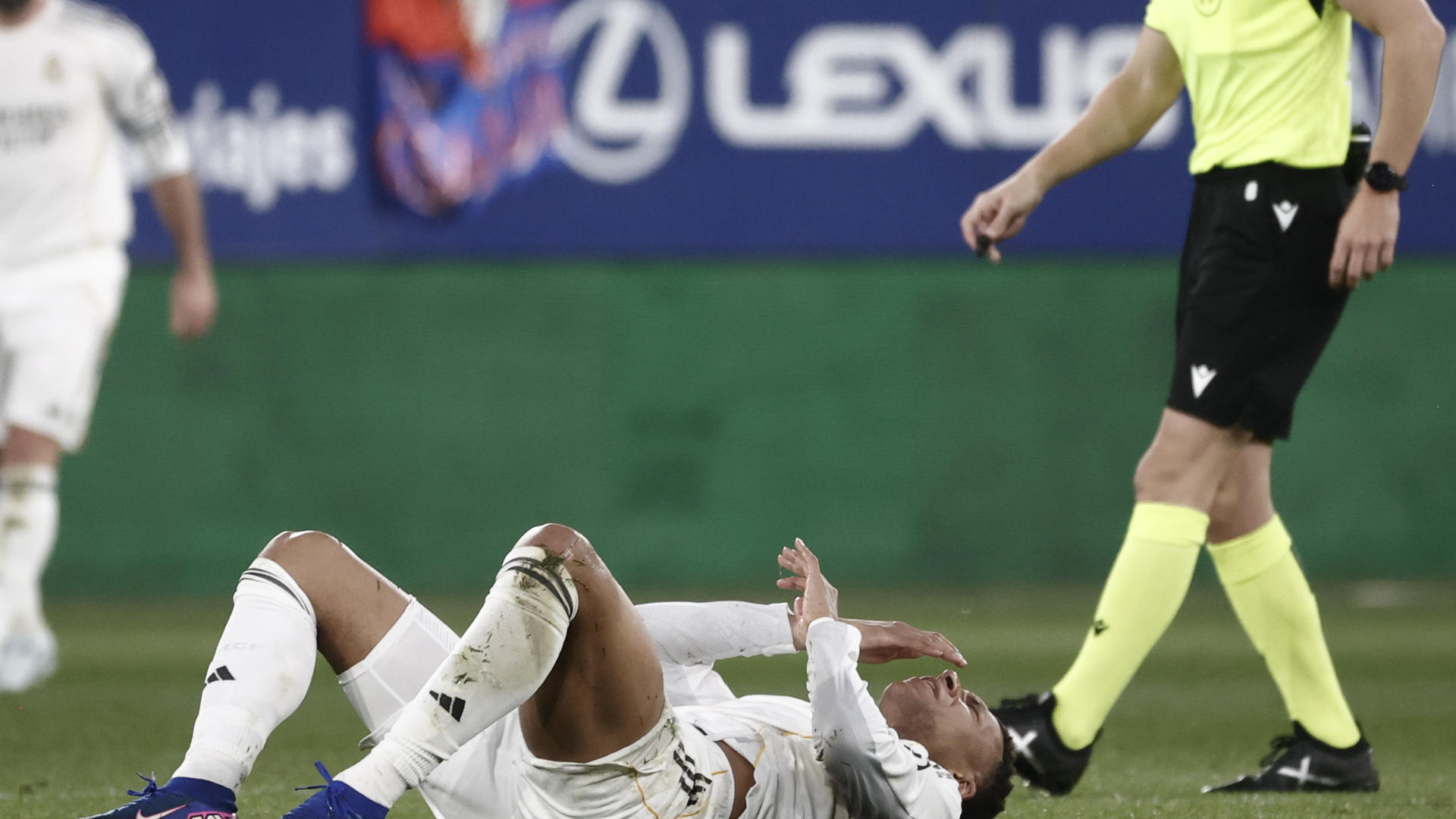 "Mbappé no está tan claro que llegue al partido de vuelta contra el Mancheser City, solo reaparecerá cuando esté al 100 por ciento"